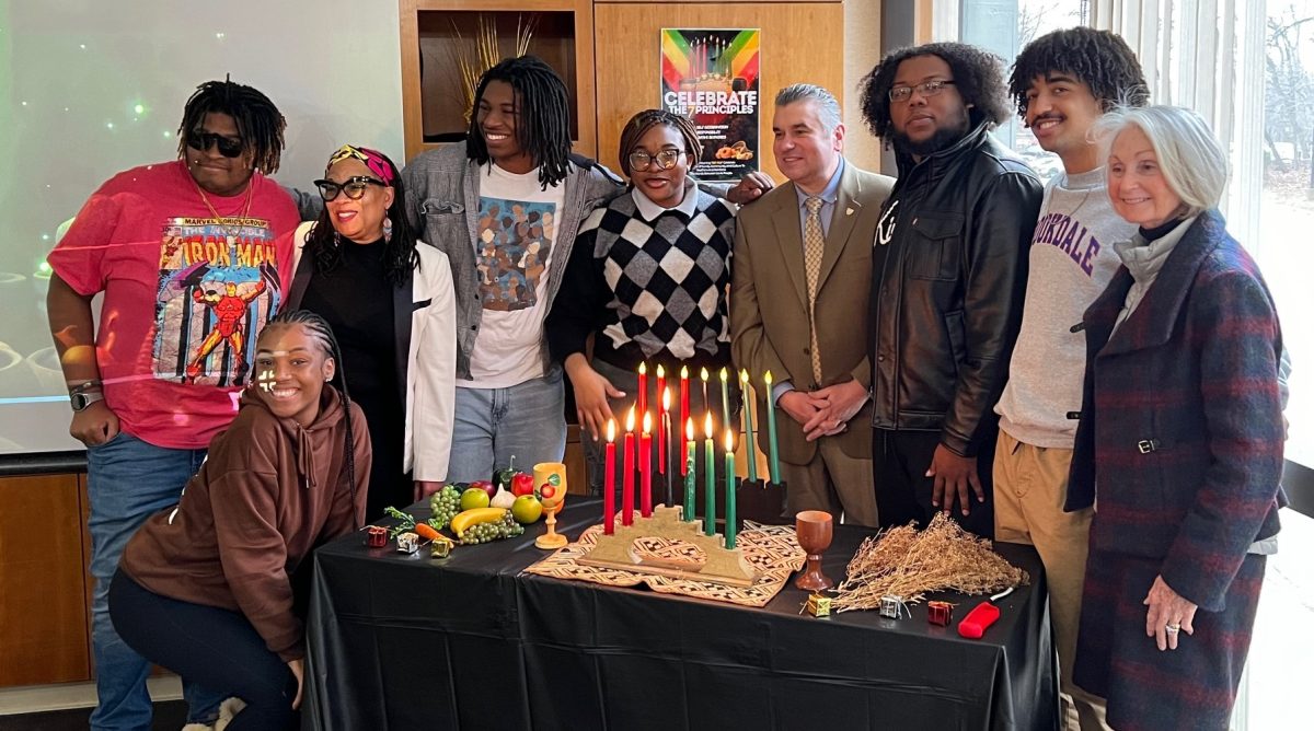 Students+Celebrate+Kwanzaa%3A+Unity%2C+Strength+And+Social+Values
