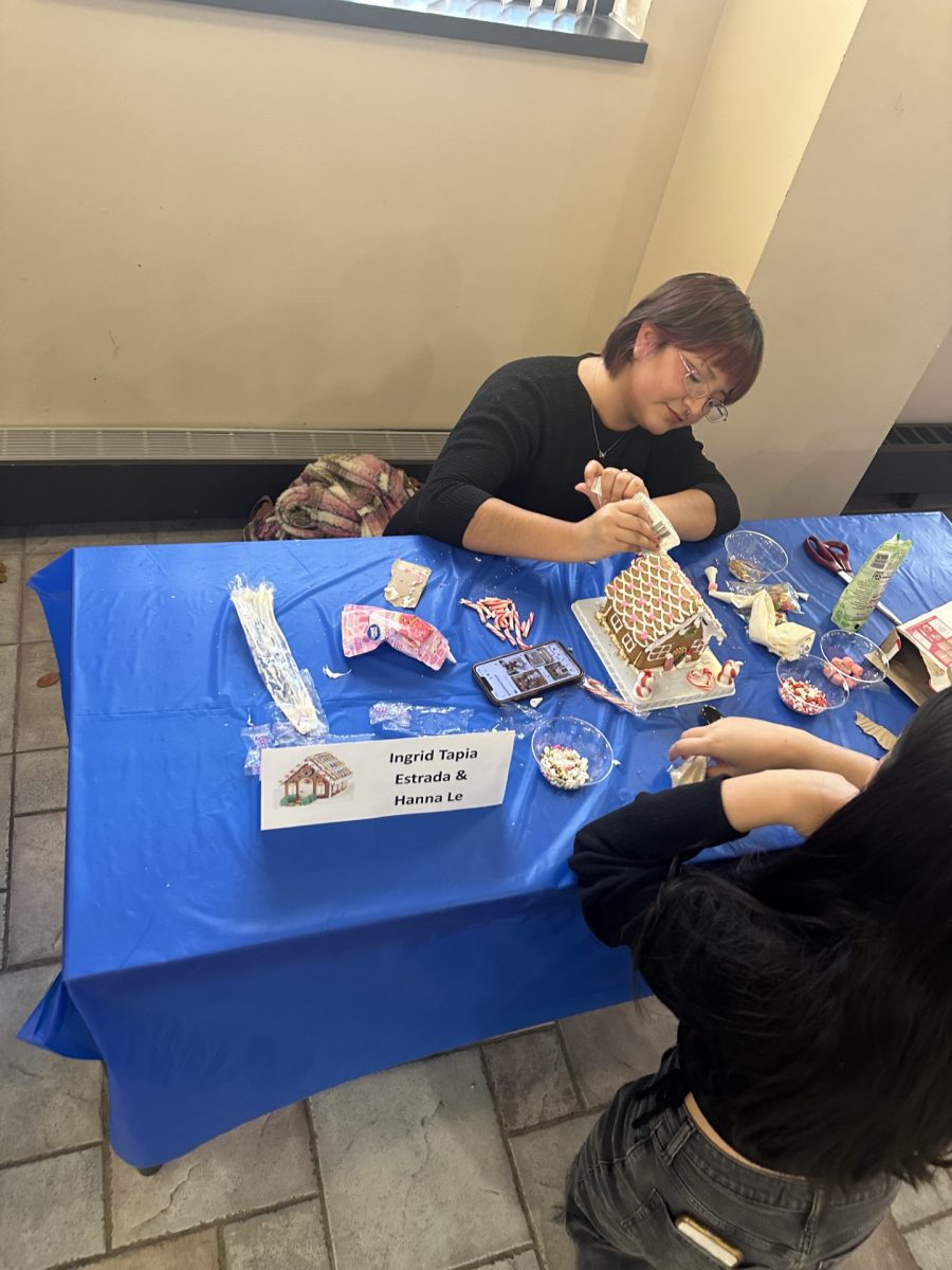 Students Build Yummy Homes In SLC