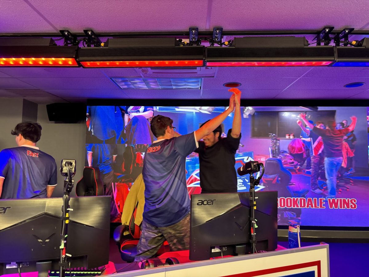 Tonight's Esports Halloween Party Features Costume Party, Prizes